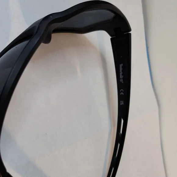 Timberland Sports Black Sunglasses T87236 100 UVA N UVB Unisex + Case OS Pre Own - Picture 5 of 13